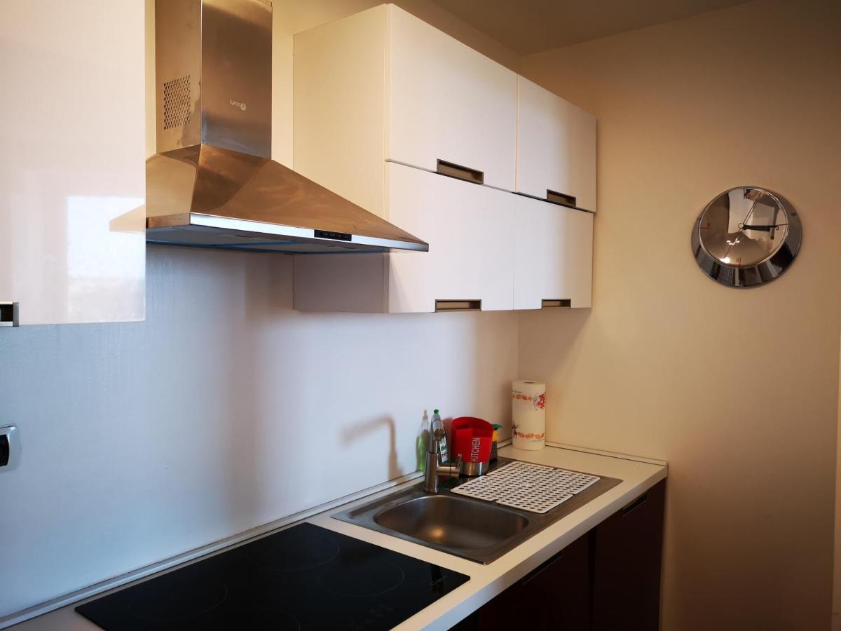 Suite Lambruschini Central With Top City View - Free Covered Parking ジェノヴァ エクステリア 写真