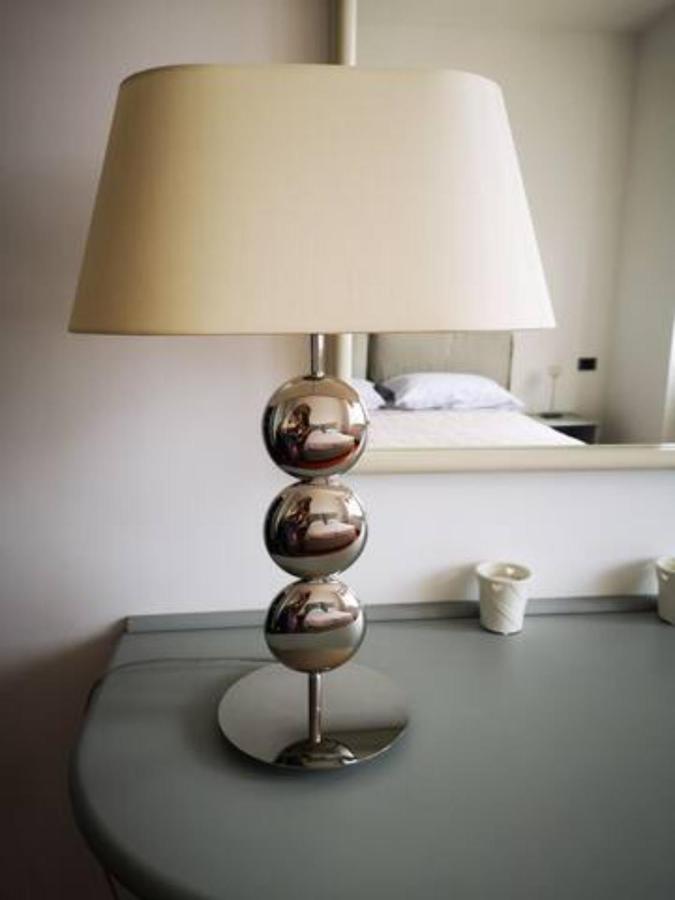 Suite Lambruschini Central With Top City View - Free Covered Parking ジェノヴァ エクステリア 写真